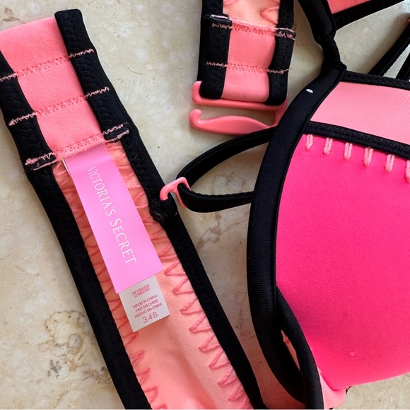 Victoria’s Secret Push-Up Bikini Top NEW (size: 34B) - Picture 2 of 2